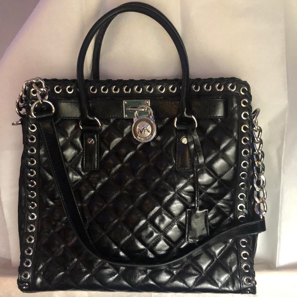 New w/tag, MICHAEL Michael Kors Hippie Grommet Large Black Leather Tote